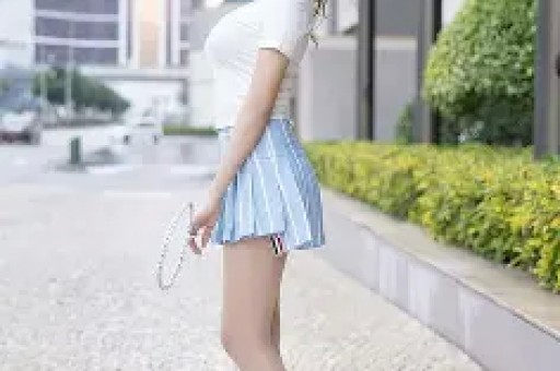 被禁关活该！140万美女网红摆拍被央媒怒批目前仍未道歉