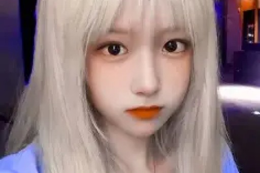 网红殷世航爆料好兄弟童锦程一个月三四百万三年狂赚一个亿网友：说好的吃泡面呢？