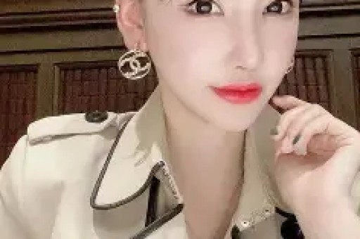 千万粉丝网红白冰偷税被查 抖音客服：是否封禁以通知为准