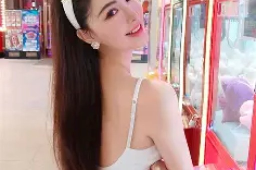 奶糖Logo“白桃少女”：设计寓意、视觉识别与使用解读
